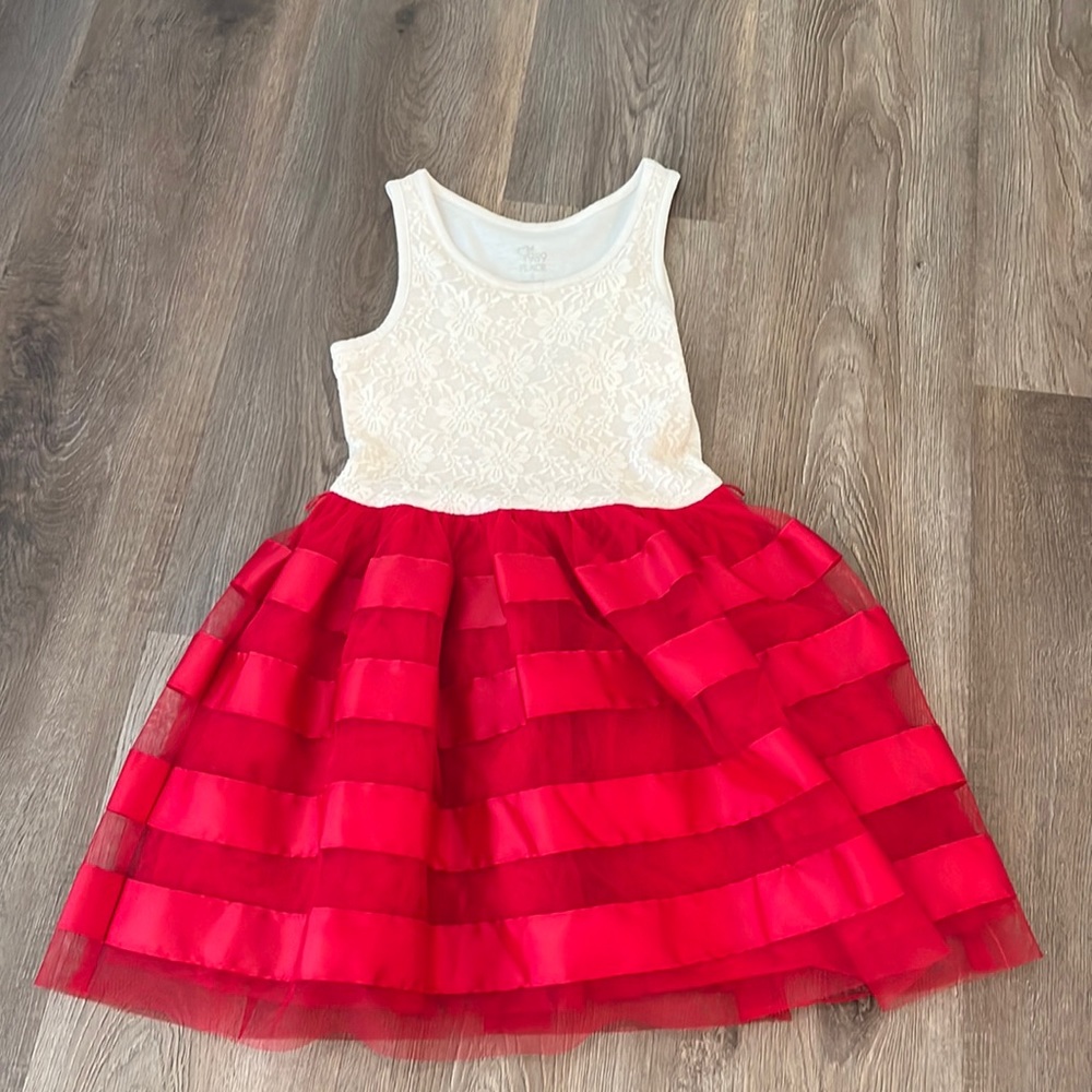 Girls dress